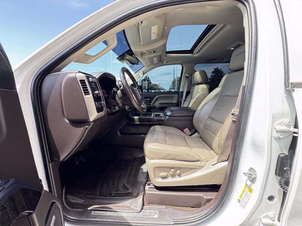 2015 Summit White GMC Sierra 2500HD Denali 4X4 Truck