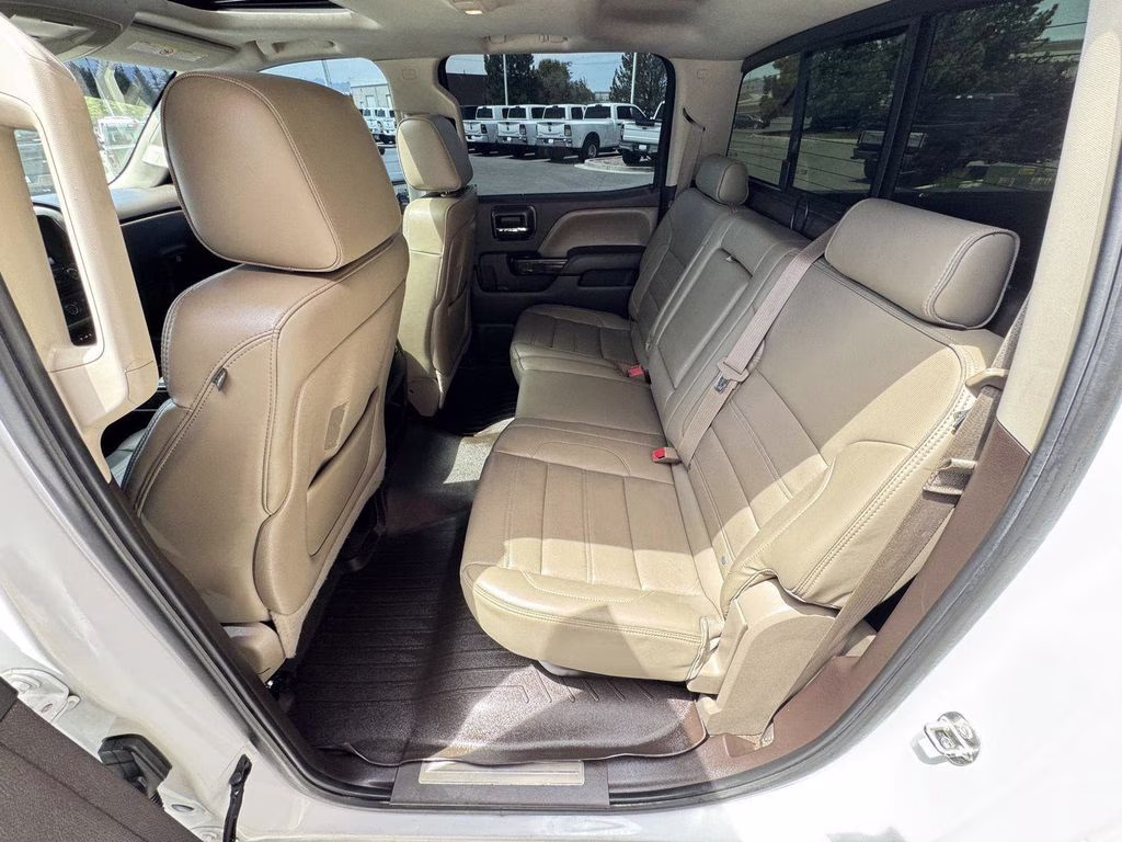 2015 Summit White GMC Sierra 2500HD Denali 4X4 Truck