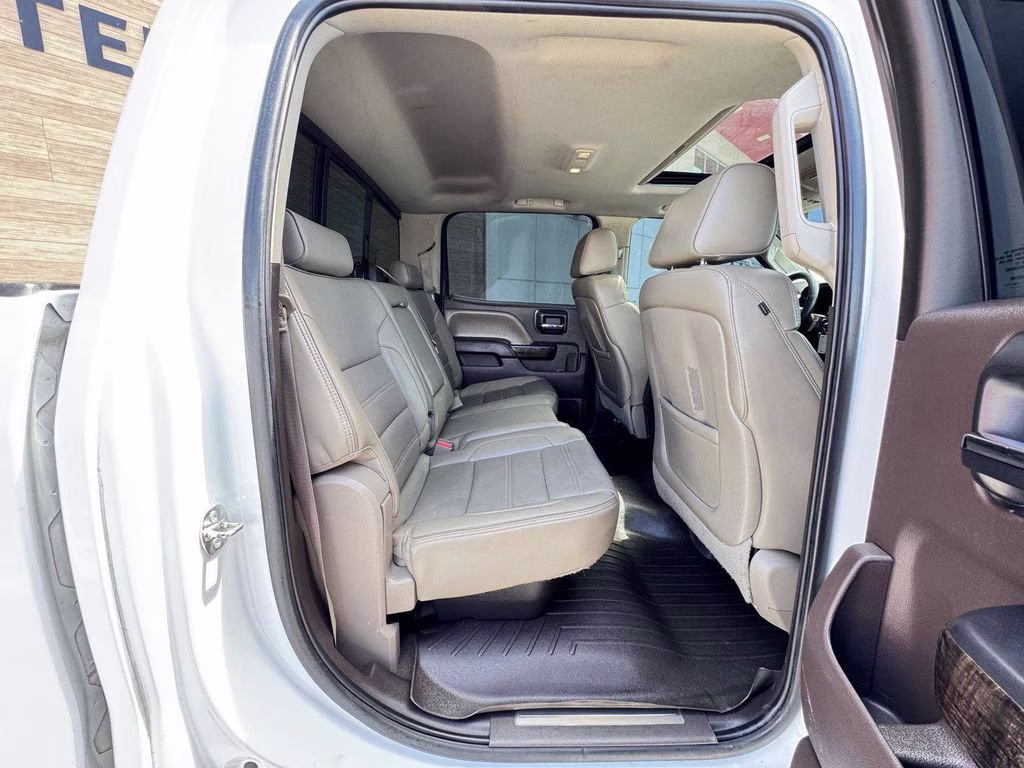 2015 Summit White GMC Sierra 2500HD Denali 4X4 Truck