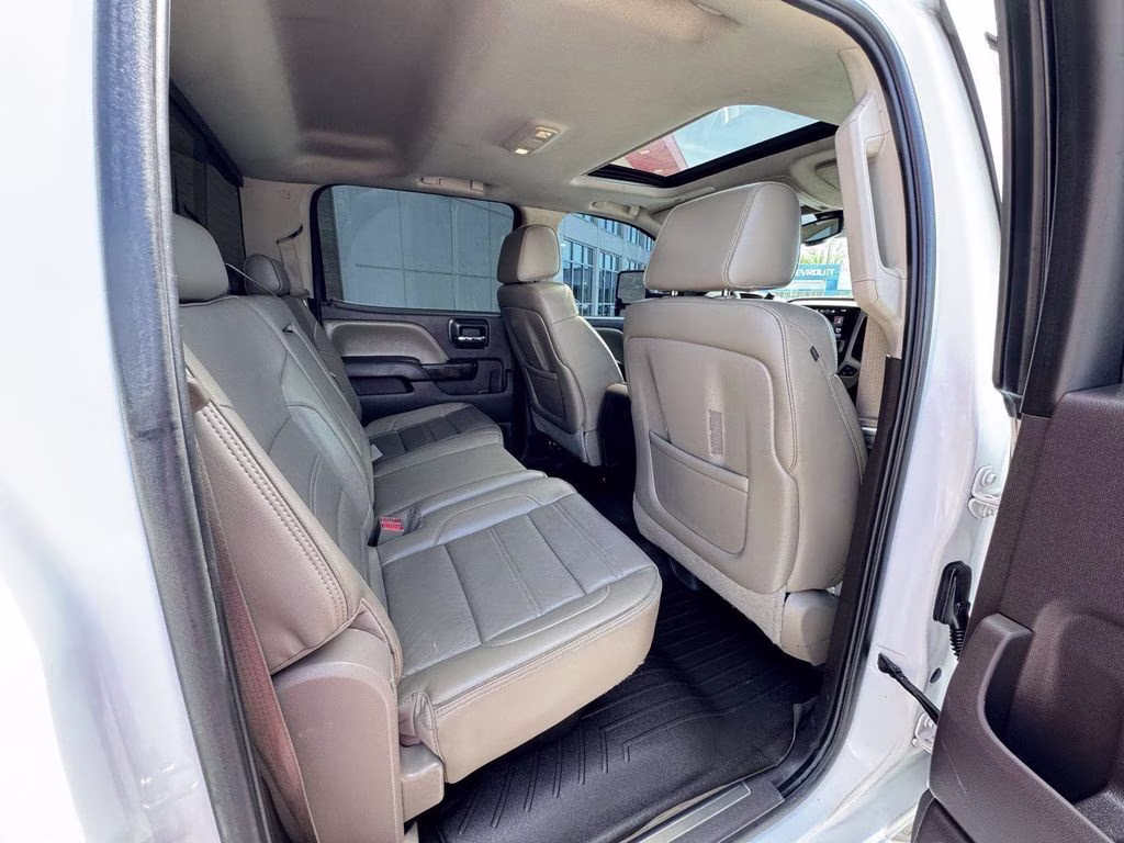 2015 Summit White GMC Sierra 2500HD Denali 4X4 Truck