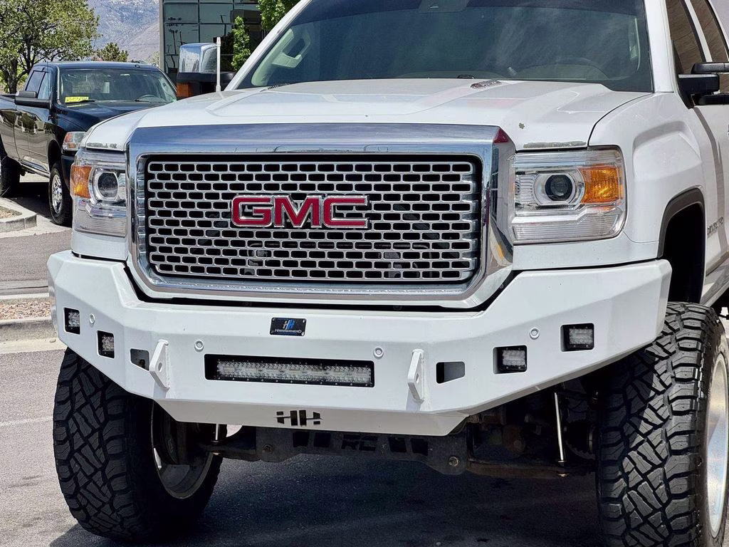 2015 Summit White GMC Sierra 2500HD Denali 4X4 Truck