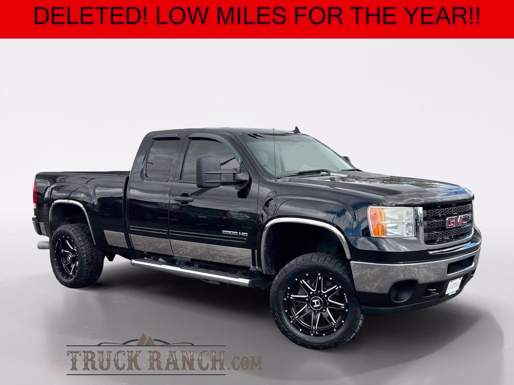 2011 Black GMC Sierra 2500HD SLE 4X4 Truck