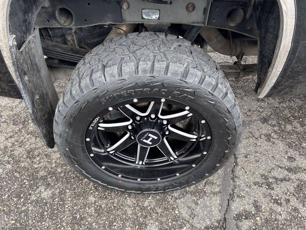 2011 Black GMC Sierra 2500HD SLE 4X4 Truck