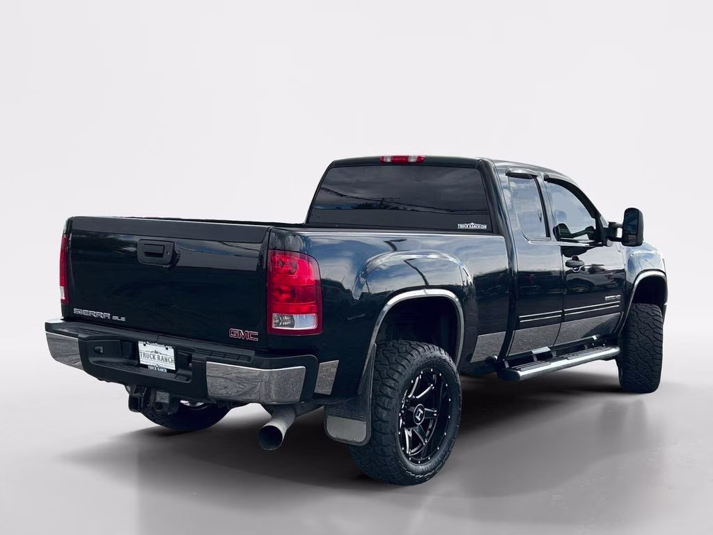 2011 Black GMC Sierra 2500HD SLE 4X4 Truck