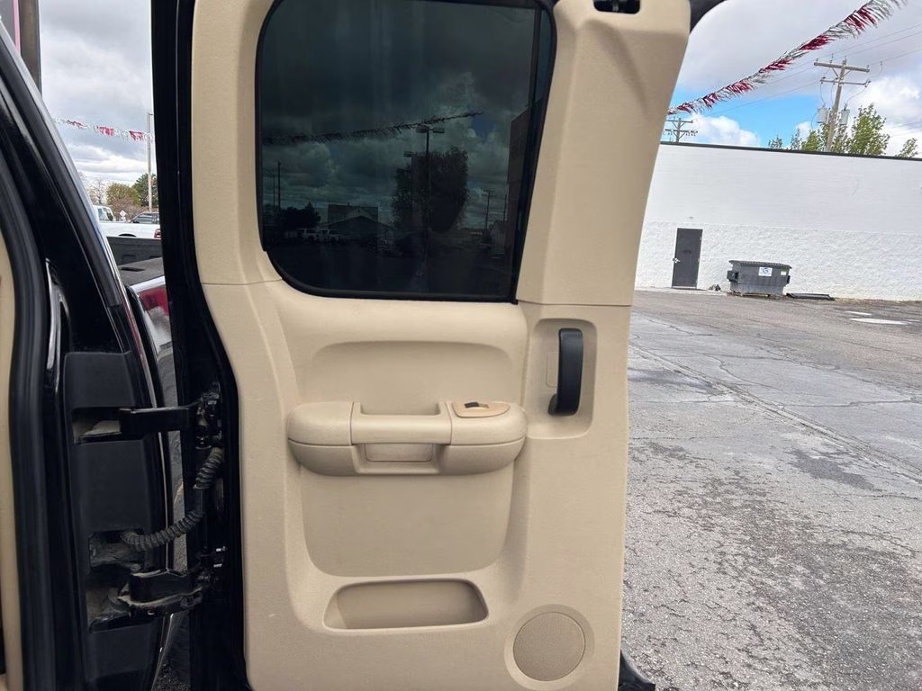 2011 Black GMC Sierra 2500HD SLE 4X4 Truck