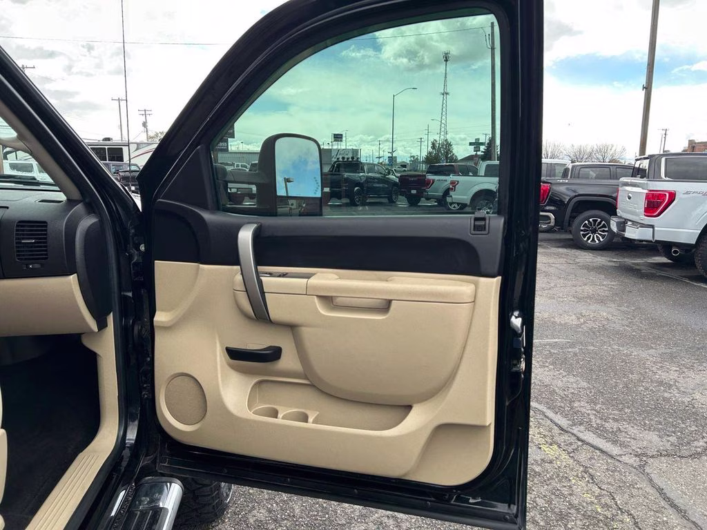 2011 Black GMC Sierra 2500HD SLE 4X4 Truck