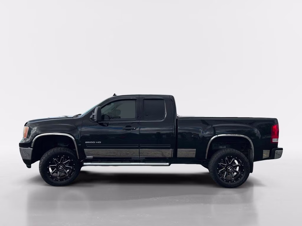 2011 Black GMC Sierra 2500HD SLE 4X4 Truck