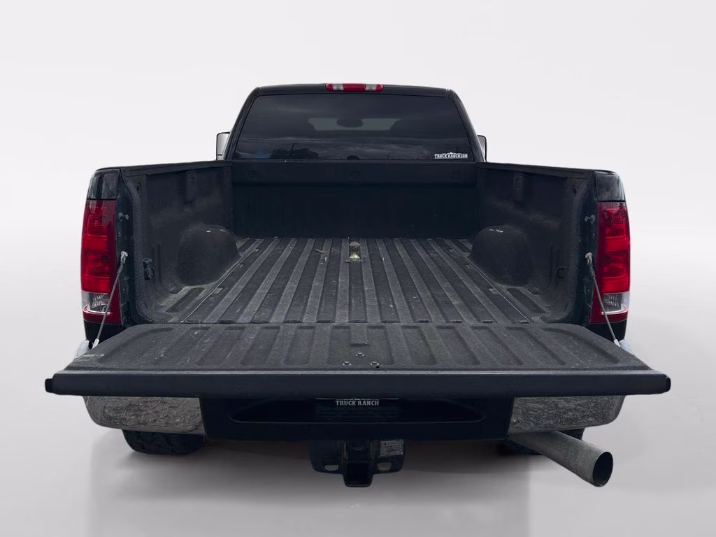 2011 Black GMC Sierra 2500HD SLE 4X4 Truck