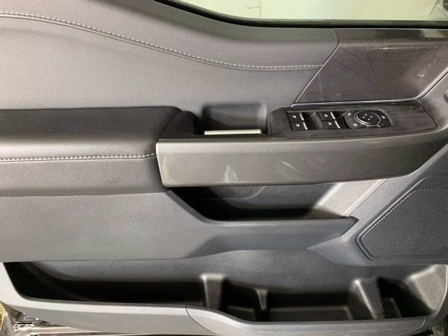 2023 Agate Black Metallic Ford F-150 XLT 4X4 Truck