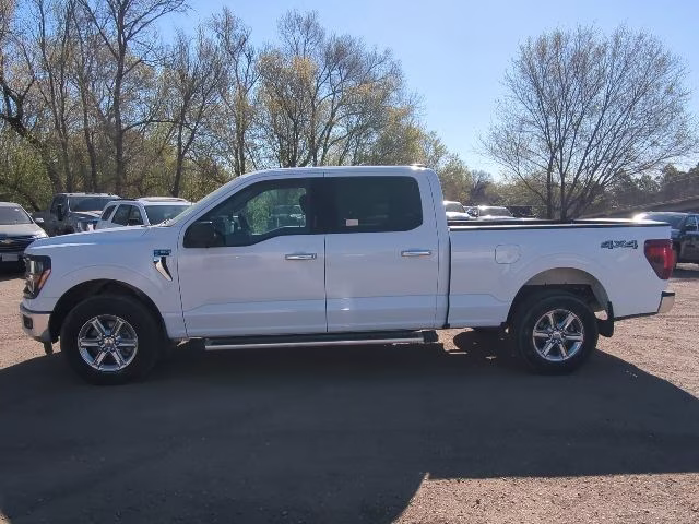 2024 Oxford White Ford F-150 XLT 4X4 Truck