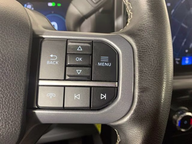 2024 Oxford White Ford F-150 XLT 4X4 Truck
