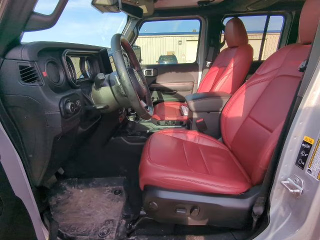 2024 Silver Zynith Clearcoat Jeep Wrangler Rubicon 392 4X4 SUV