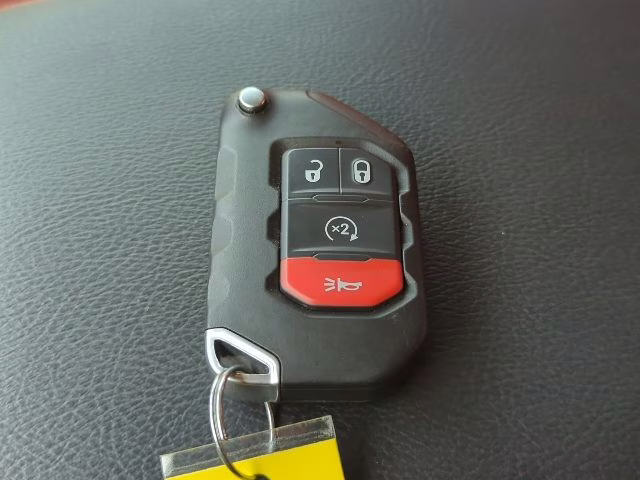 2024 Silver Zynith Clearcoat Jeep Wrangler Rubicon 392 4X4 SUV