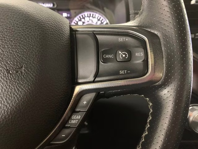 2022 Diamond Black Crystal Pearlcoat Ram 1500 Sport 4X4 Truck