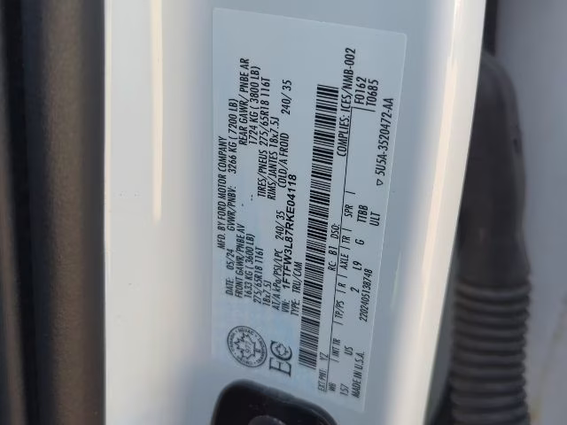2024 Oxford White Ford F-150 XLT 4X4 Truck