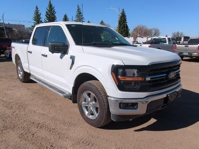 2024 Oxford White Ford F-150 XLT 4X4 Truck