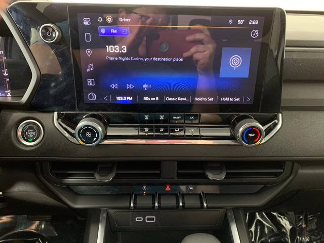 2023 Sterling Gray Metallic Chevrolet Colorado Trail Boss 4X4 Truck