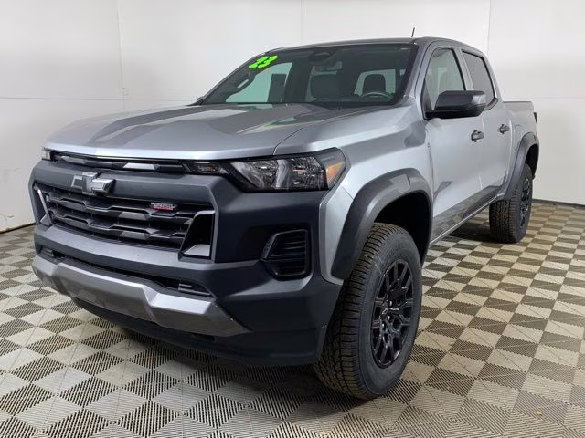 2023 Sterling Gray Metallic Chevrolet Colorado Trail Boss 4X4 Truck