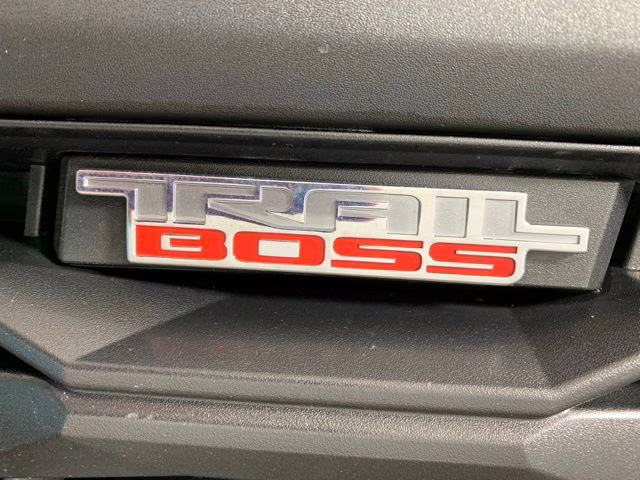 2023 Sterling Gray Metallic Chevrolet Colorado Trail Boss 4X4 Truck