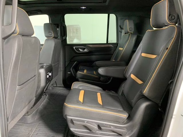 2023 Summit White GMC Yukon XL AT4 4X4 SUV