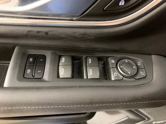 2023 Summit White GMC Yukon XL AT4 4X4 SUV