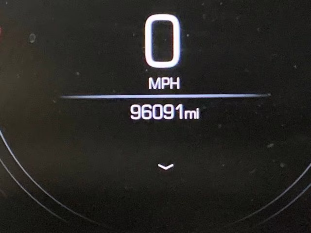 2019 Crystal White Tricoat Cadillac XT5 Platinum AWD SUV