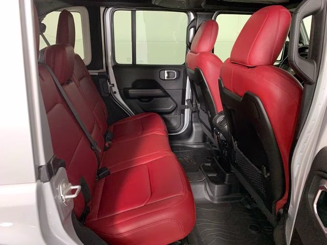 2024 Silver Zynith Clearcoat Jeep Wrangler Rubicon 392 4X4 SUV