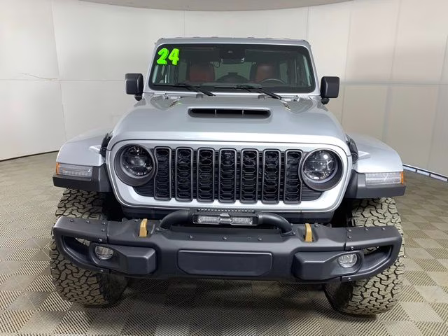 2024 Silver Zynith Clearcoat Jeep Wrangler Rubicon 392 4X4 SUV