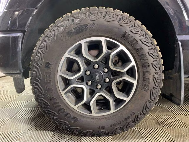2023 Agate Black Metallic Ford F-150 XLT 4X4 Truck