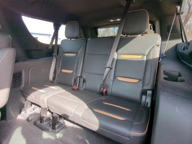 2023 Summit White GMC Yukon XL AT4 4X4 SUV