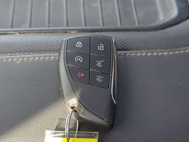 2023 Summit White GMC Yukon XL AT4 4X4 SUV