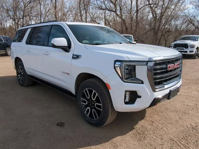2023 Summit White GMC Yukon XL AT4 4X4 SUV