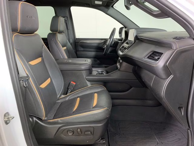 2023 Summit White GMC Yukon XL AT4 4X4 SUV