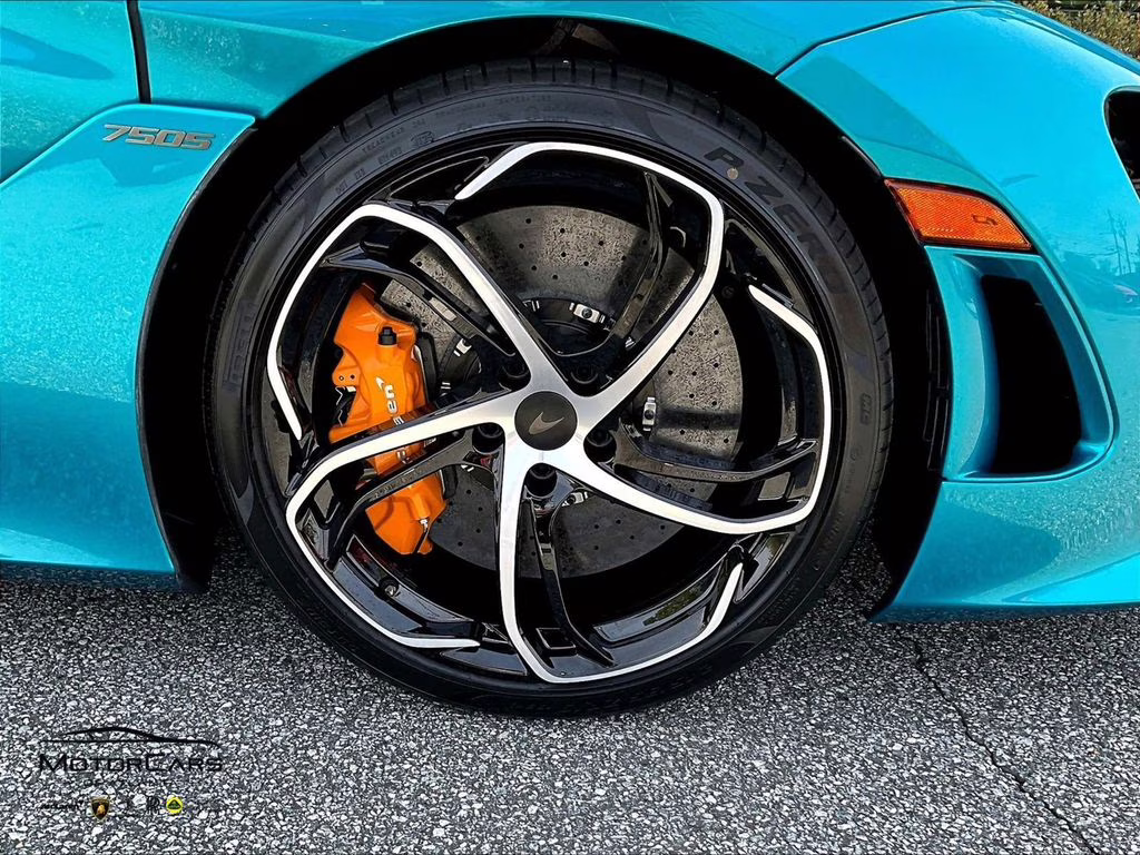 2027 Belize Blue McLaren 750S Spider RWD Convertible