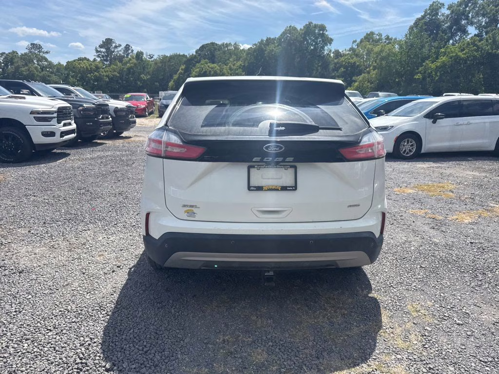 2022 White Metallic Ford Edge SEL AWD SUV