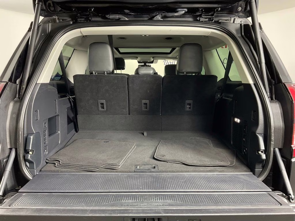 2025 Black Metallic Ford Expedition Max Active 4X4 SUV
