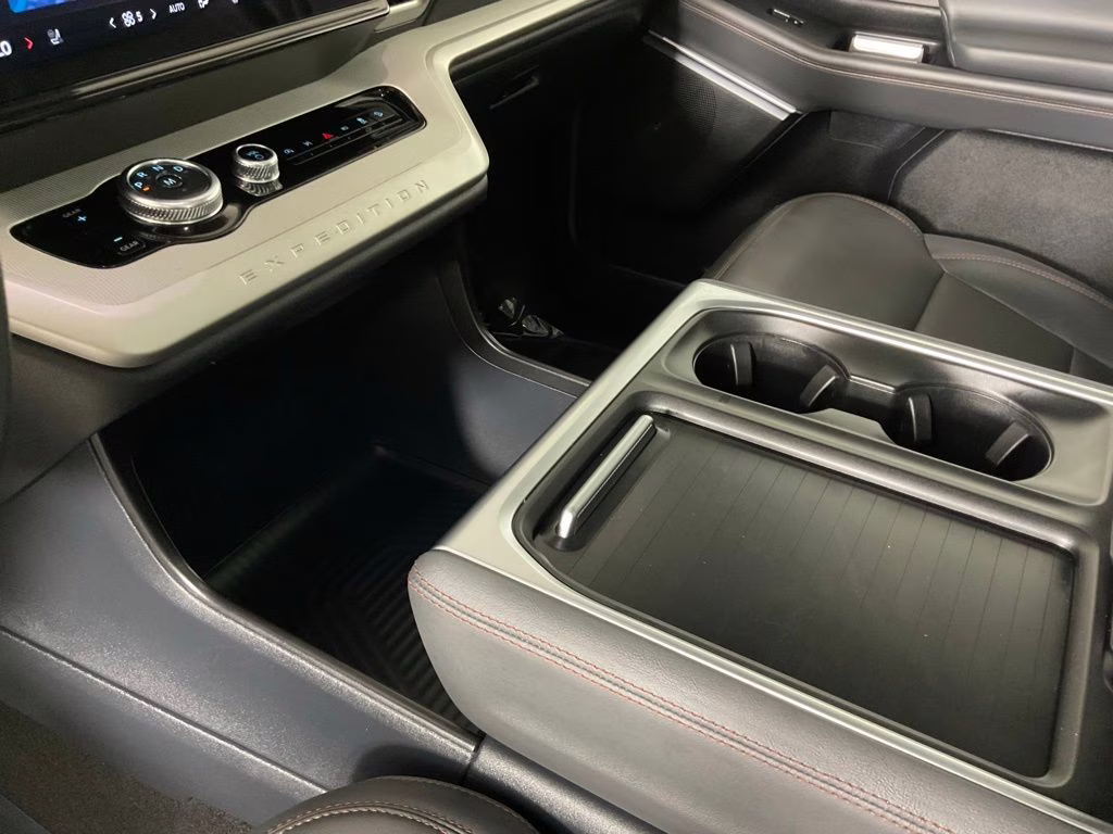 2025 Black Metallic Ford Expedition Max Active 4X4 SUV