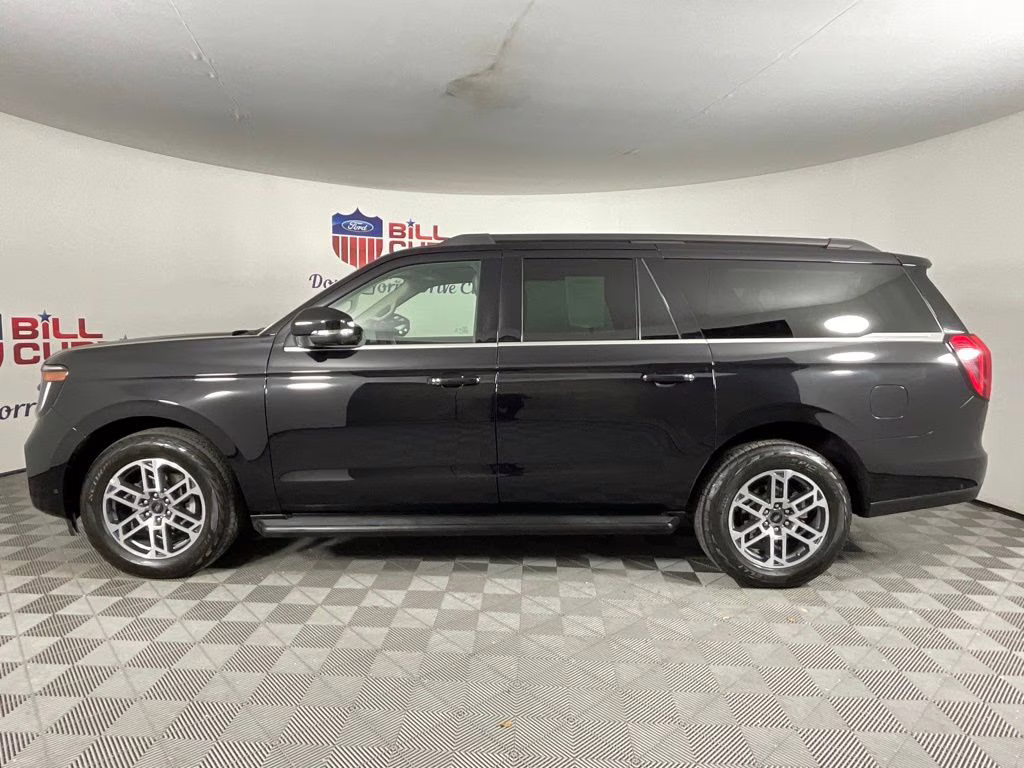 2025 Black Metallic Ford Expedition Max Active 4X4 SUV