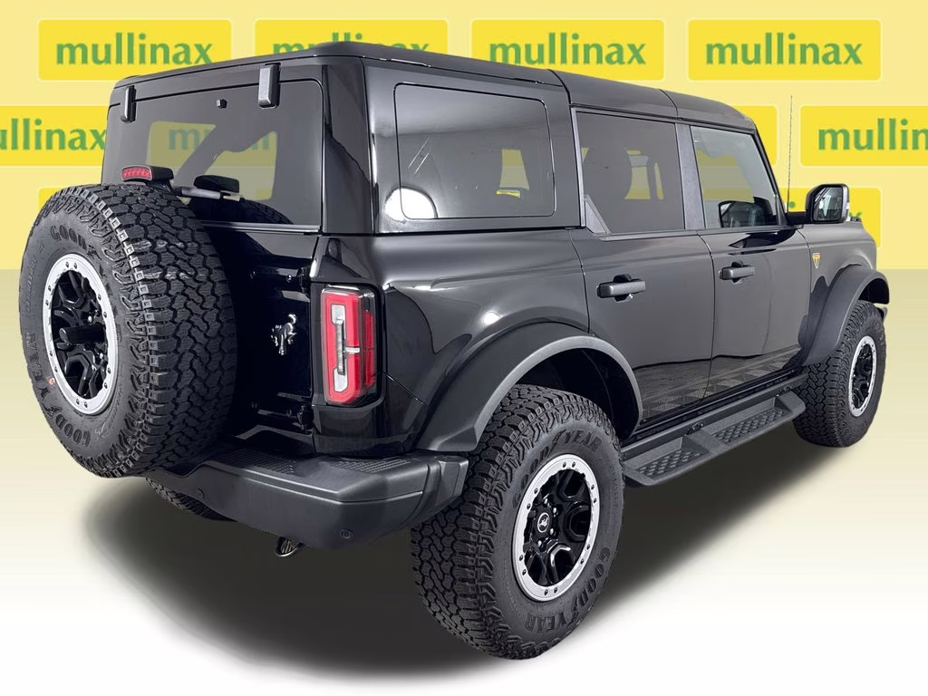 2025 Shadow Black Ford Bronco Badlands 4X4 SUV