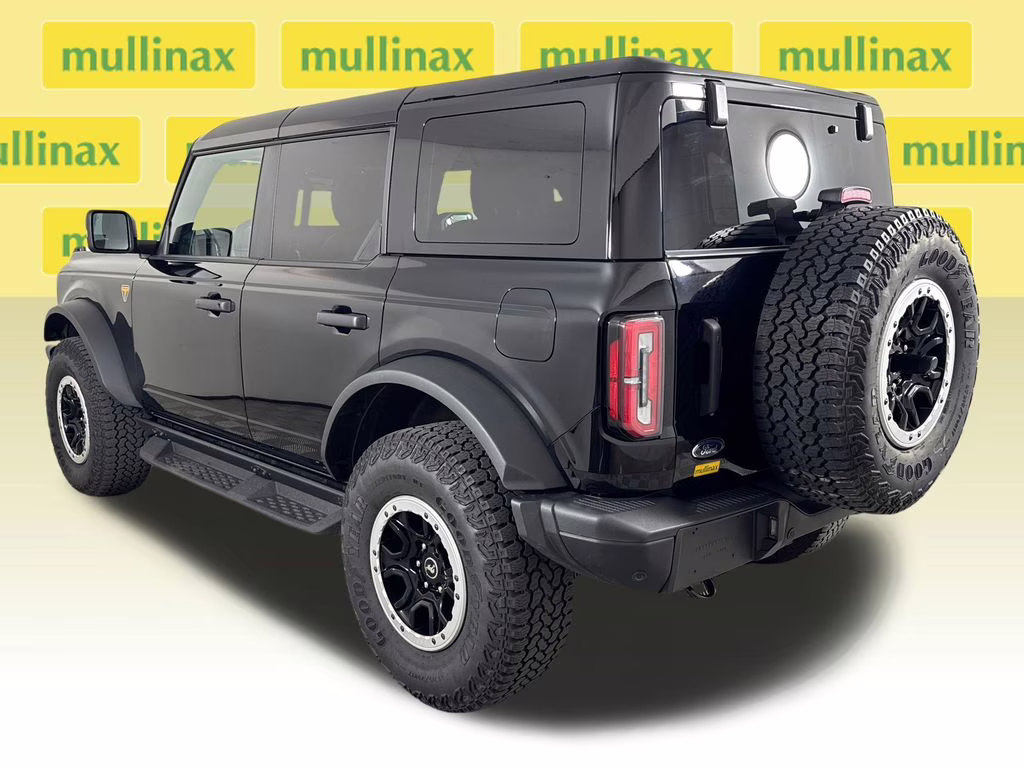 2025 Shadow Black Ford Bronco Badlands 4X4 SUV
