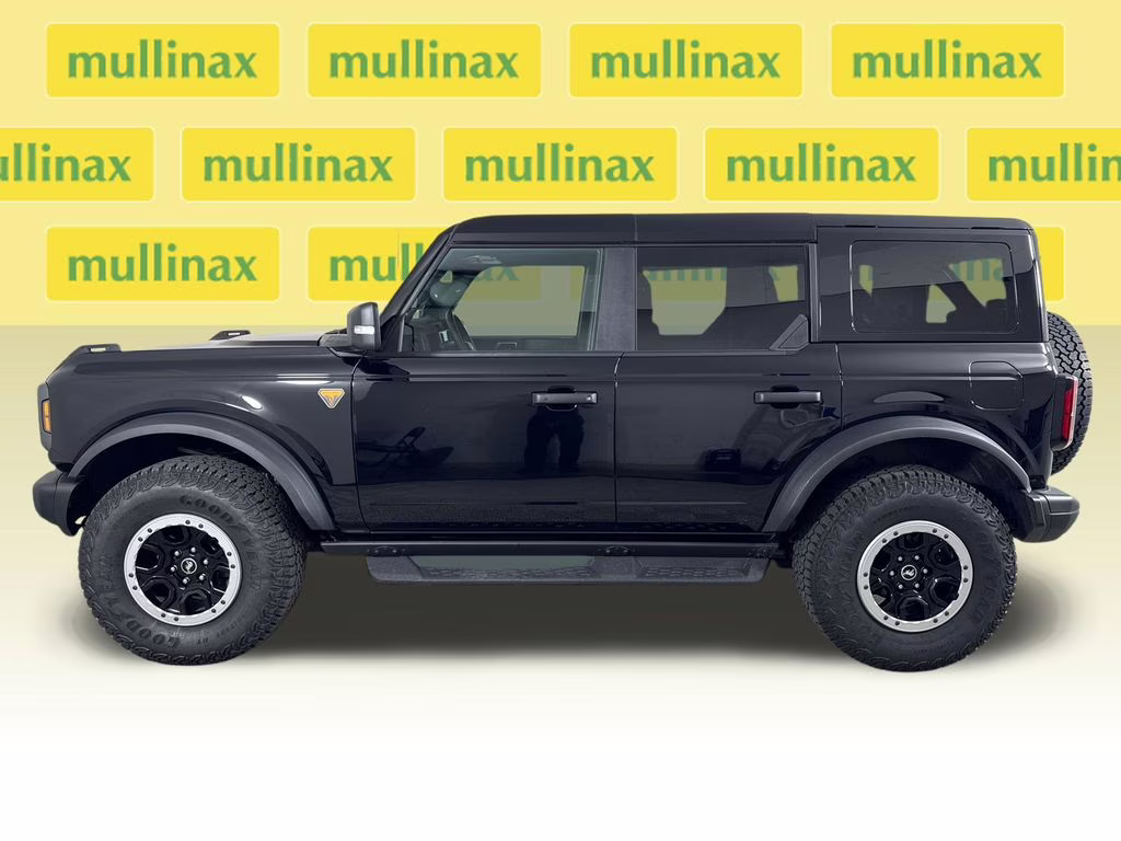 2025 Shadow Black Ford Bronco Badlands 4X4 SUV