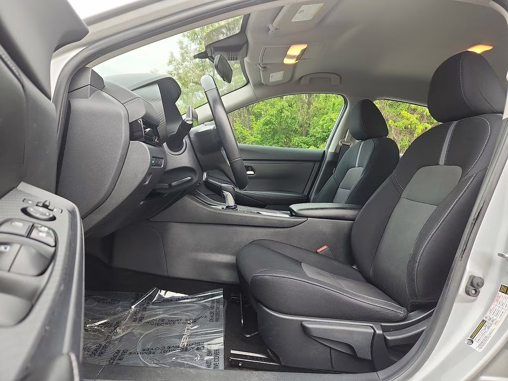 2022 Brilliant Silver Metallic Nissan Sentra SV FWD Sedan