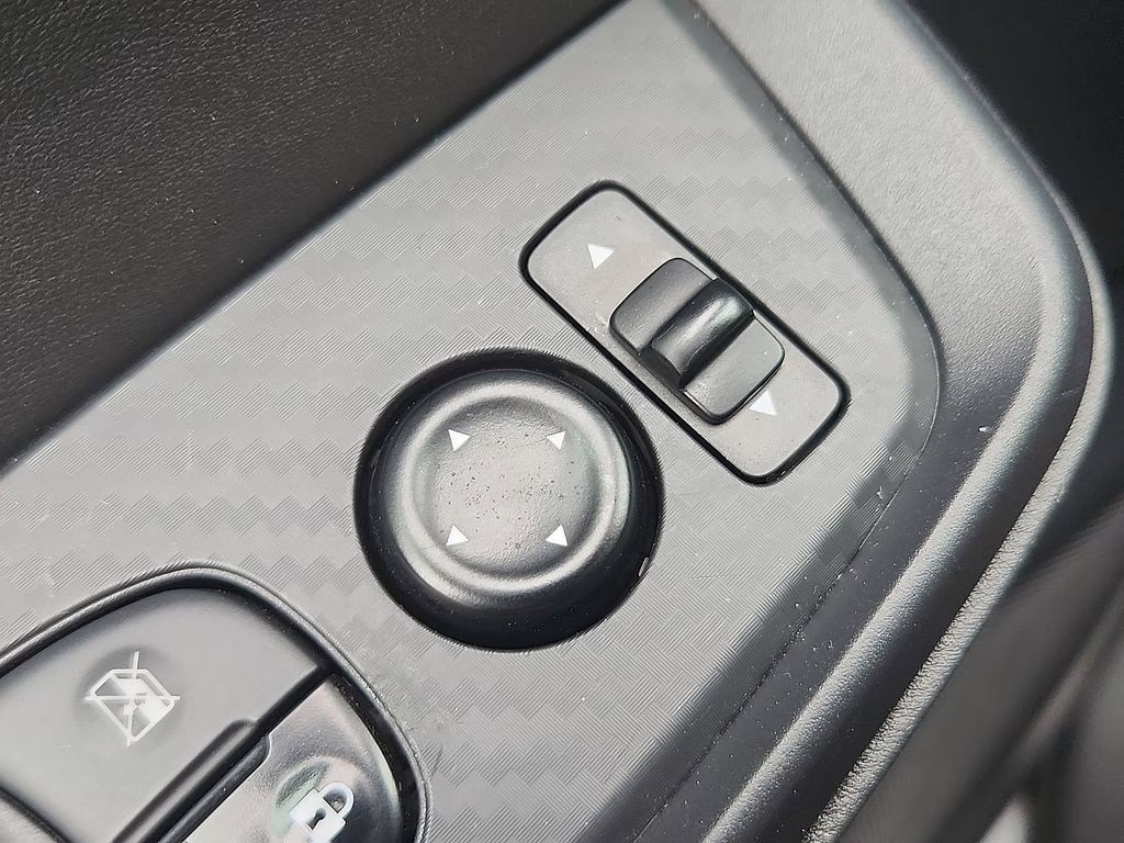 2022 Brilliant Silver Metallic Nissan Sentra SV FWD Sedan