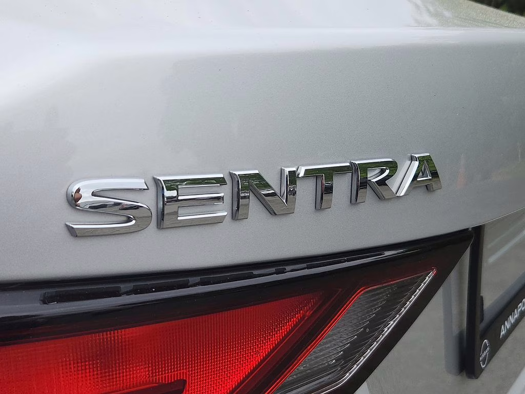 2022 Brilliant Silver Metallic Nissan Sentra SV FWD Sedan