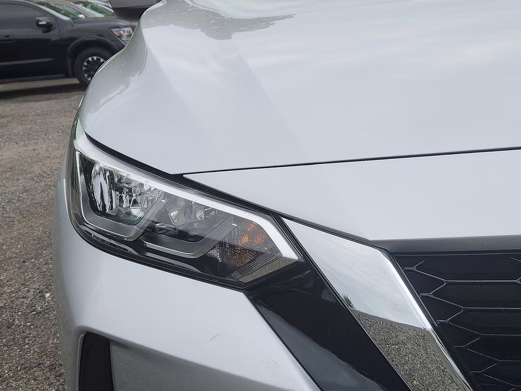 2022 Brilliant Silver Metallic Nissan Sentra SV FWD Sedan