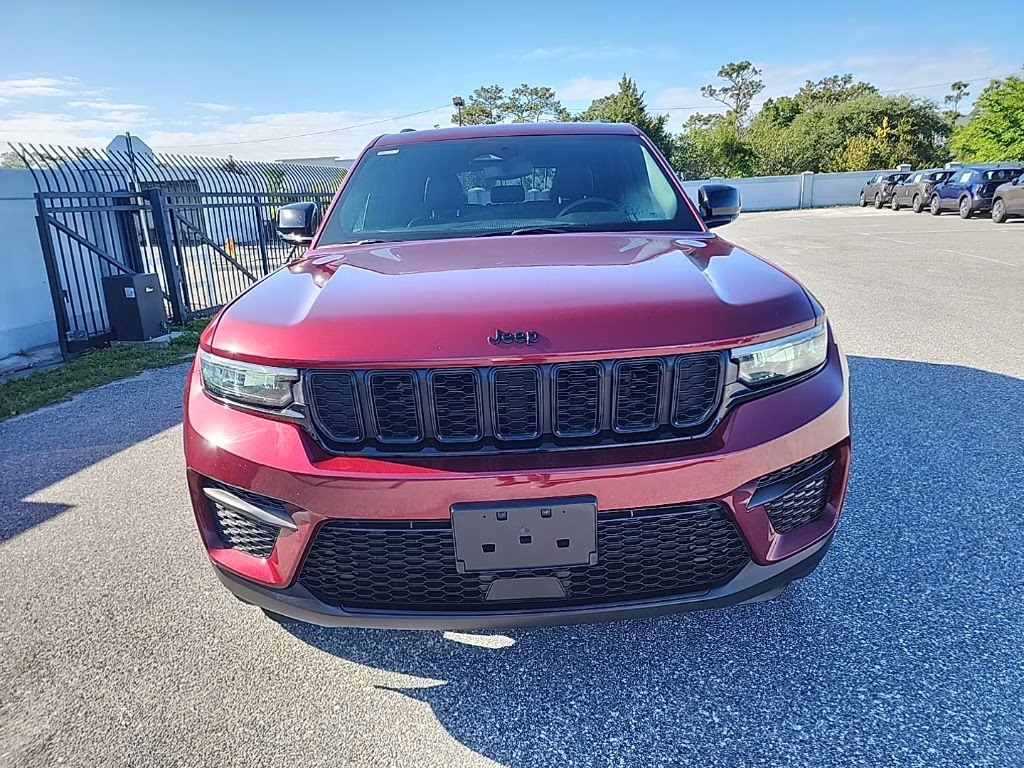 2023 Velvet Red Pearlcoat Jeep Grand Cherokee Altitude X 4X4 SUV