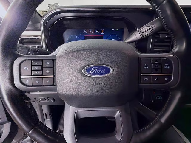 2023 Gray Metallic Ford Super Duty F-250 SRW Lariat 4X4 Truck