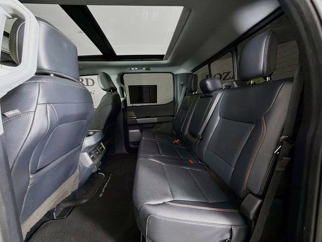 2023 Gray Metallic Ford Super Duty F-250 SRW Lariat 4X4 Truck