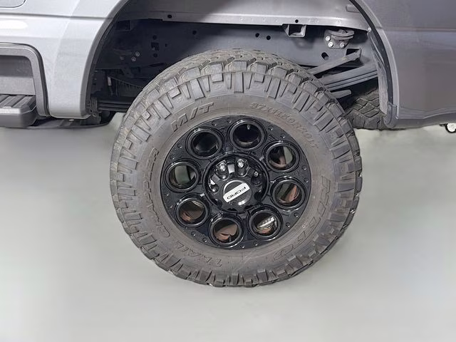 2023 Gray Metallic Ford Super Duty F-250 SRW Lariat 4X4 Truck