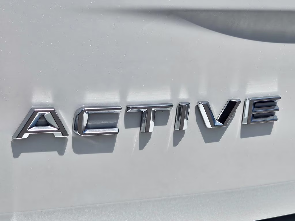 2026 Star White Metallic Tri-Coat Ford Expedition Max Active 4X4 SUV